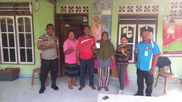 Dukung Program Stunting,  Bhabinkamtibmas Sinergi Bersama  Nakes Di Desa