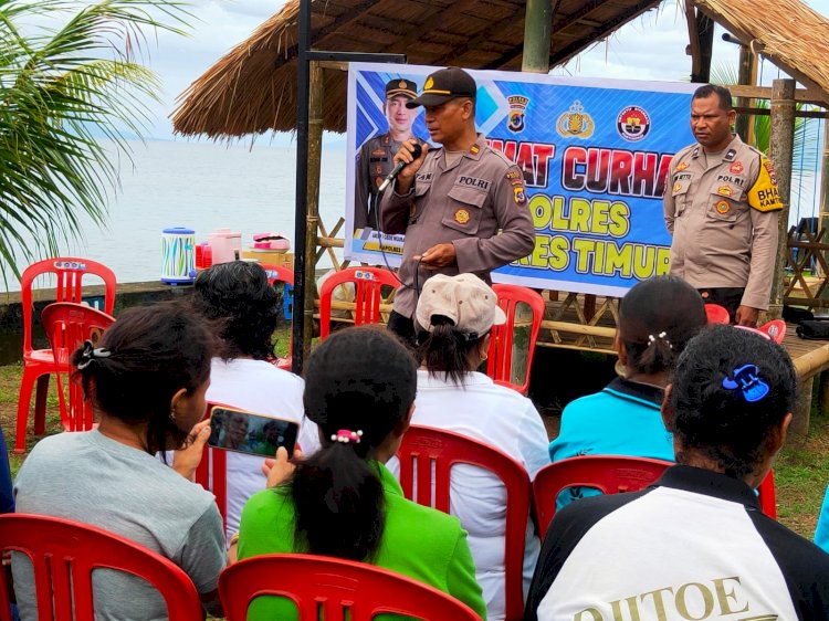 Serap Aspirasi Ibu - Ibu Kelurahan Balela, Polres Flotim Menyelenggarakan Jumat Curhat