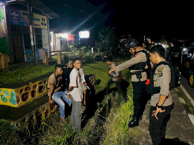 Patroli Polisi , Jaga kondusifitas Kamtibmas Di Flores Timur