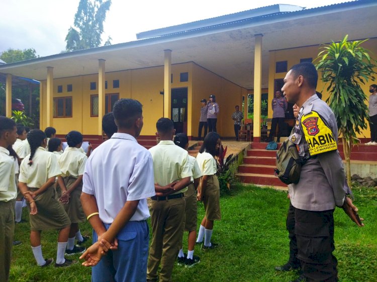 POLRES FLOTIM GELAR SOSIALISASI PENERIMAAN AKPOL, BINTARA DAN TAMTAMA POLRI TAHUN 2023 SEKALIGUS PENYULUHAN KAMTIBMAS CERDAS DALAM BERMEDIA SOSIAL DAN KENAKALAN REMAJA
