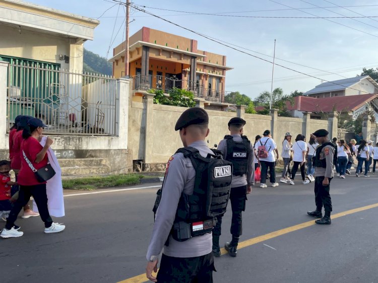 Untuk Memberikan Rasa Aman Dan Nyaman, Polres Flotim Amankan Kegiatan Jalan santai Colour Fun SMPK ST. GABRIEL 2023
