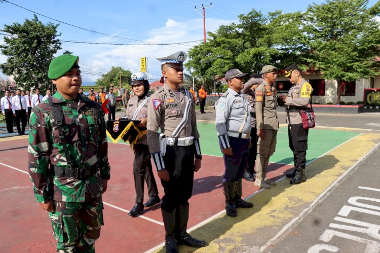 Kapolres Flotim Pimpin Apel Gelar Pasukan Ops Ketupat 2023