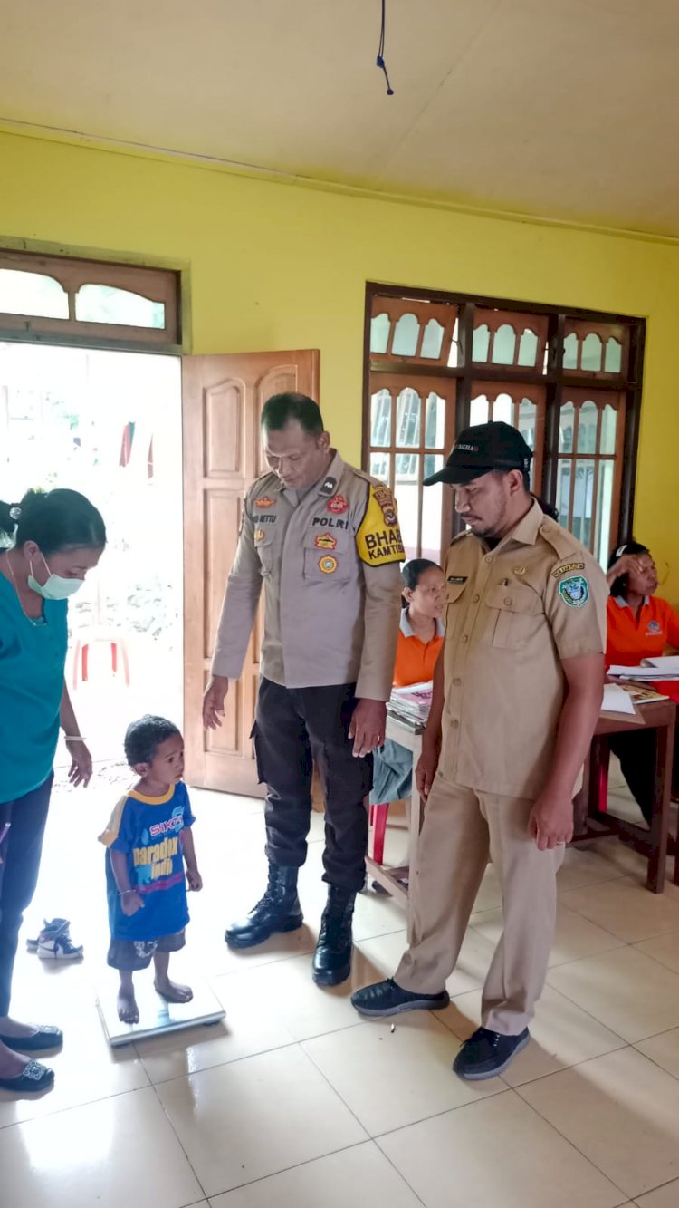 Dukung Balita Sehat, Bhabinkamtibmas Monitoring Kegiatan Posyandu