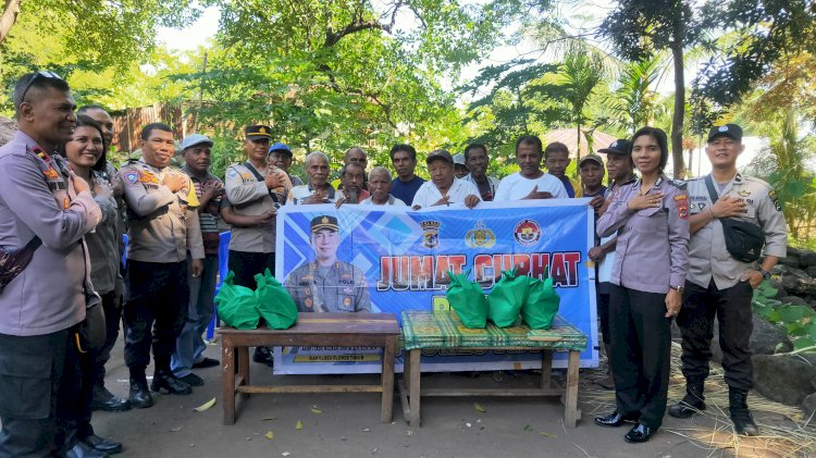 Melalui Kegiatan Jumat Curhat, Kasat Binmas Polres Flotim Dengar Curhatan Warga Desa Ile Padung