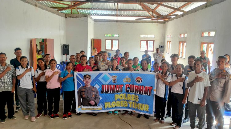 Polres Flotim Gelar Jumat Curhat Bersama Masyarakat Desa Riangrita
