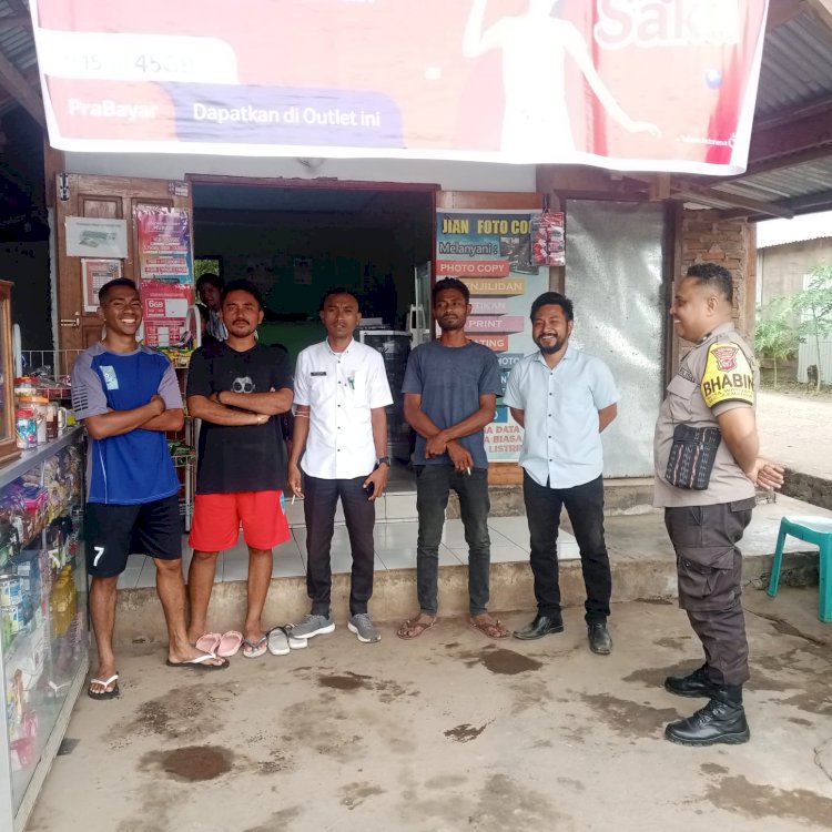 Rangkul Pemuda di Desa Binaannya, Bhabinkamtibmas Berikan Pesan Kamtibmas