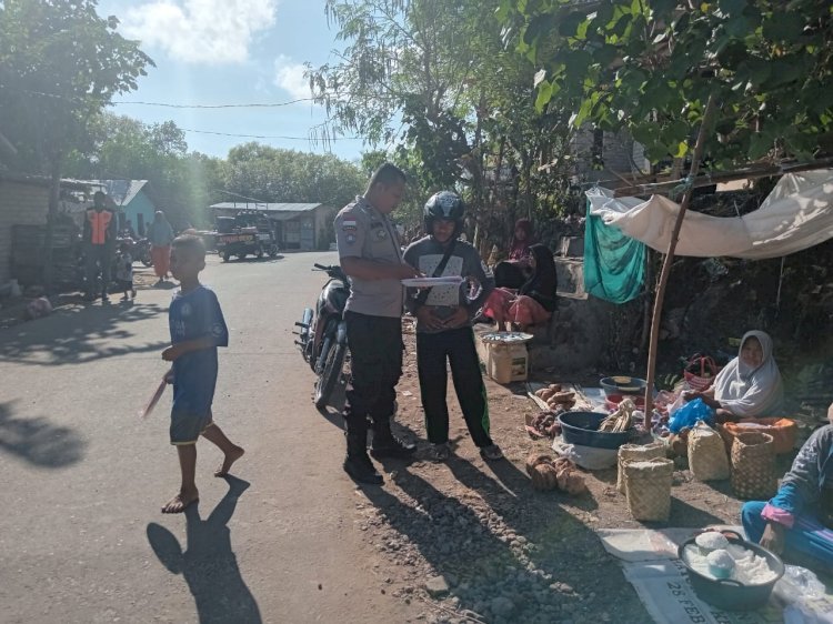 Berikan Himbauan Akan Bahaya TPPO Di Pusat Keramaian Masyarakat Di Pelabuhan Menanga Dan Pasar Botang, Mendapat Pengamanan Dari Bhabinkamtibmas Setempat