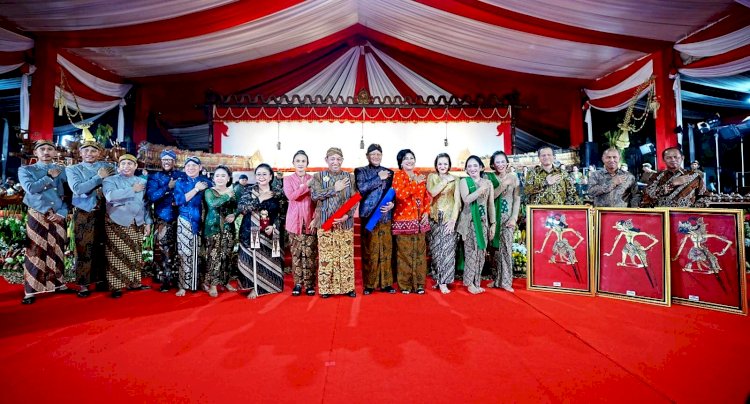 Gelar Wayang Kulit Lakon Wahyu Cakraningrat, Kapolri: Sinergisitas TNI, Polri, Rakyat Makin Kuat