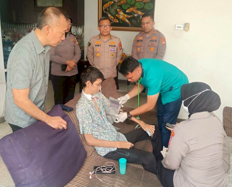 Uluran Tangan Jenderal Sigit Kepada Mahasiswa Korban Jeratan Kabel Optik