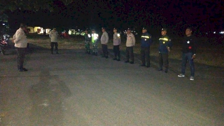 Bentuk SinegritasTNI POLRI Laksanakan Patroli Gabungan Di wilayah Hukum Polsek Adonara Timur Sebagai Bentuk Pemeliharaan Keamanan Dan Ketertiban Masyarakat (Harkamtibmas) Adonara Timur