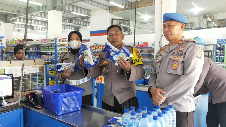 Terjaring Kembali Puluhan Produk Expired Bersama Tim Satgas Operasi Pekat Polres Flotim