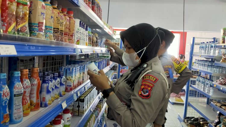 Terjaring Kembali Puluhan Produk Expired Bersama Tim Satgas Operasi Pekat Polres Flotim