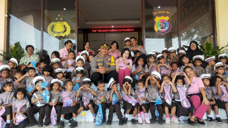 Polisi Sabahat Anak, Kapolres Flotim  Sambut Anak-Anak TK Kemala Bhayangkari 06 Larantuka