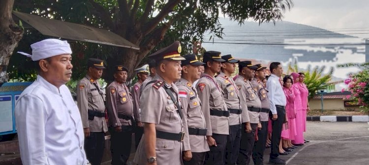 Pergantian Waka Polres Flotim , Upacara Pelantikan di Lapangan Apel Mapolres Flotim