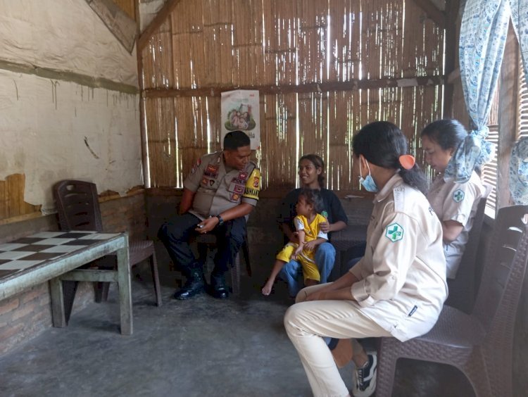Cegah Stunting Sejak Dini, Bhabinkamtibmas Berikan Pendampingan Dan Bantu Kegiatan Posyandu di Desa Boru