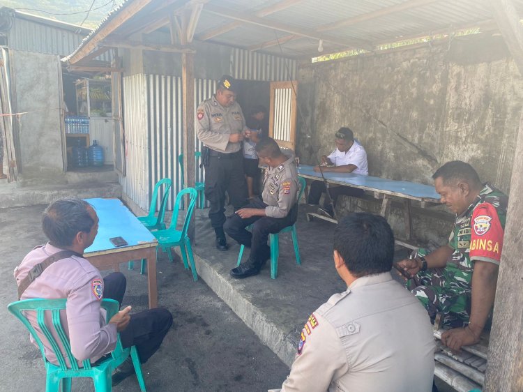 Satuan Samapta Polres Flotim Berikan Himbauan Di Pelabuhan Feri Waibalun Larantuka