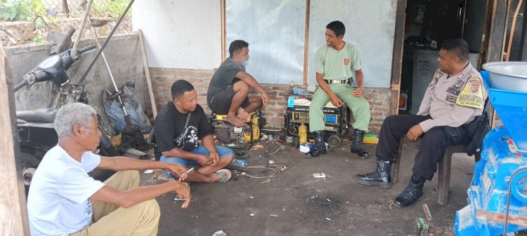 Sambangi Pemuda Desa Bhabinkamtibmas Polsek Wulanggitang Berikan Himbauan Kamtibmas