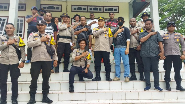 Bantuan kemanusiaan Polres TTU kepada Korban gunung Lewotobi di Kab. Flotim - NTT.