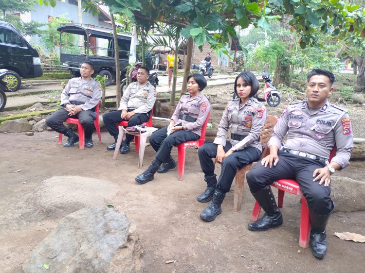 Personil OMB Polres Flotim Lakukan Pengamanan Kampanye Dalam Rangka Pemilu 2024.