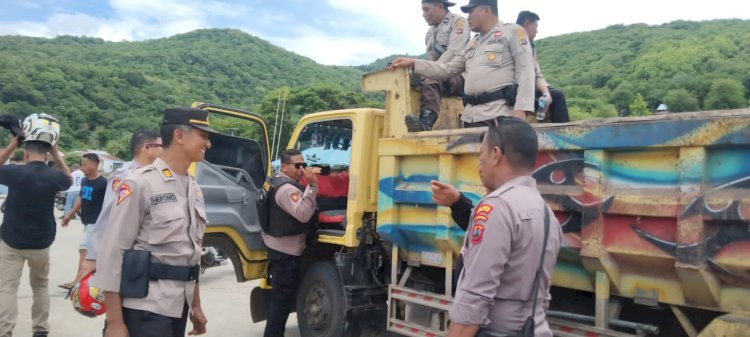 Apel Kesiapan Polres Flotim Dalam  Pengamanan Kampanye  Terbuka di Lapangan Suku Tokan  Pemilu 2024.