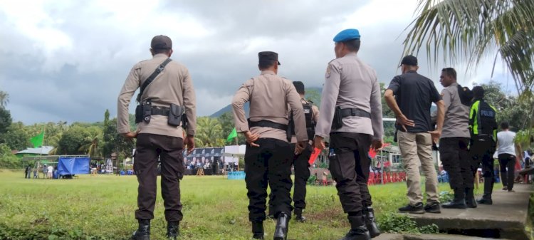 Pengamanan Kampanye Terbuka Personil OMB Polres Flotim Di Pulau Adonara Desa Suku Tokan Berjalan Aman