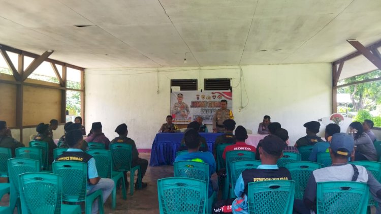 Curhatan Masyarakat Desa Waibao Bersama Personil Polres Flotim Di Jumat Curhat
