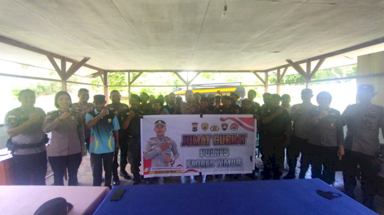 Curhatan Masyarakat Desa Waibao Bersama Personil Polres Flotim Di Jumat Curhat