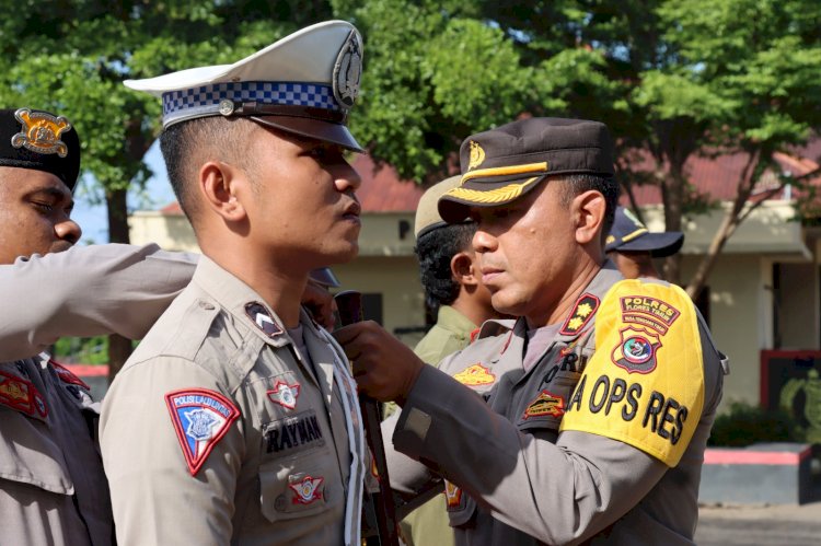 Polres Flotim laksanakan Gelar Pasukan Operasi keselamatan Turangga 2024 dan Pencanangan aksi keselamatan jalan.