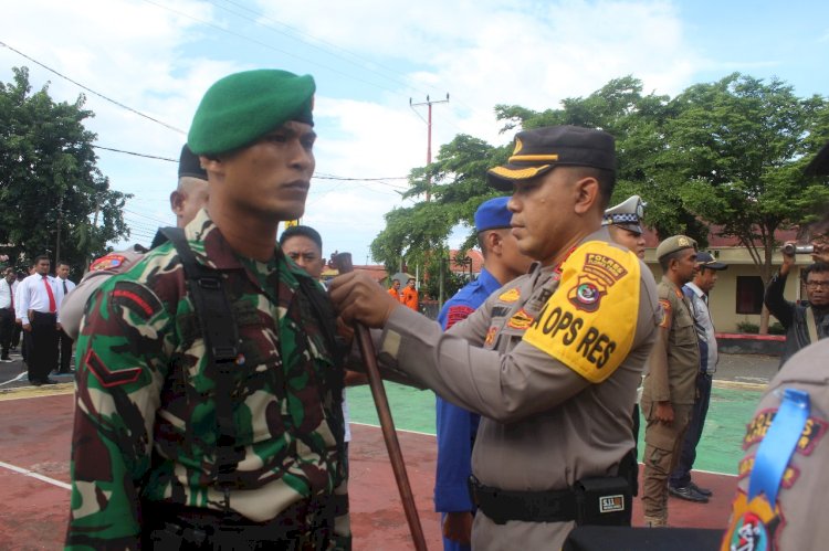 Polres Flores Timur Menggelar Gelar Pasukan Dalam Rangka Operasi Semana Santa Turangga 2024