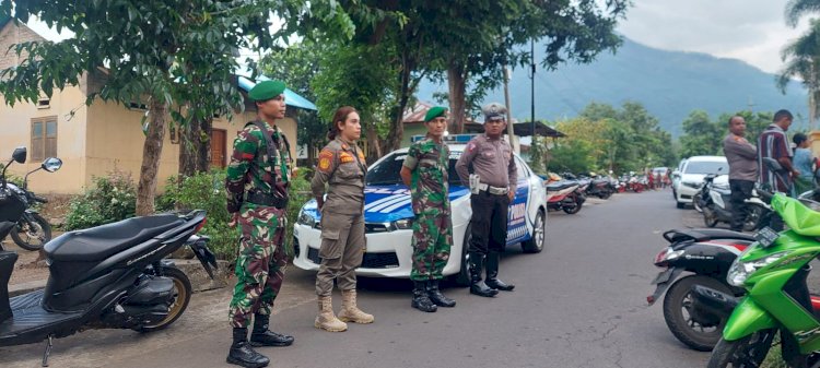 Pengamanan Ibadah Minggu Palma oleh Personil Polres Flotim  dalam rangka Operasi Semana Santa 2024