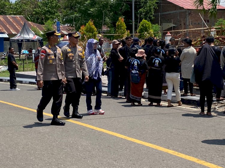Keliling pos pengamanan Semana Santa 2024  , Kapolres Flotim Bersama  PJU Polda NTT Monitor langsung ke lokasi Giat.