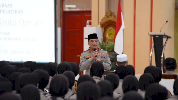 Program Pendidikan Siswa Qur’ani Cetak Polwan Berprestasi Dengan Keagamaan Kuat