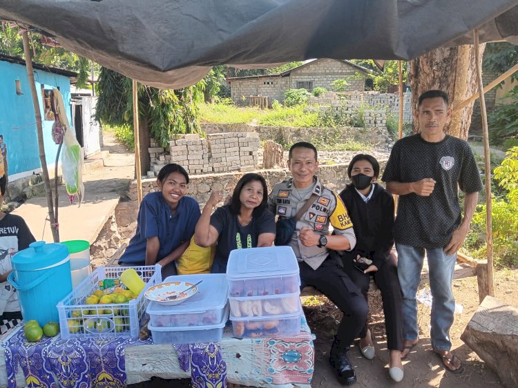 Tingkatkan Patroli Dialogis, Bhabinkamtibmas Himbau Warganya Agar Tetap Menjaga Kerukunan Antar Warga
