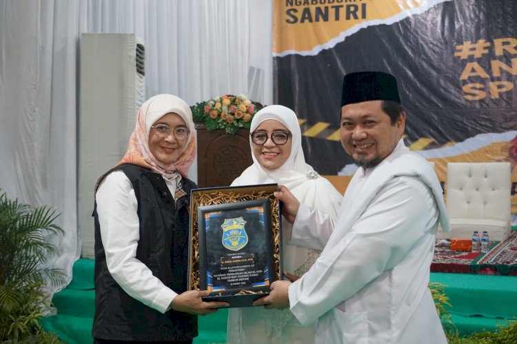 Polri Gelar “Rise and Speak” Ngabuburit Bersama Santri di Bekasi: Cegah Kekerasan dan Perdagangan Orang
