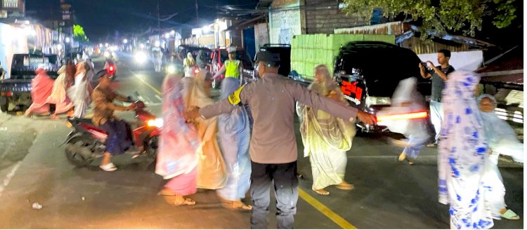 Polres Flores Timur Pastikan Kenyamanan Ibadah Sholat Tarawih