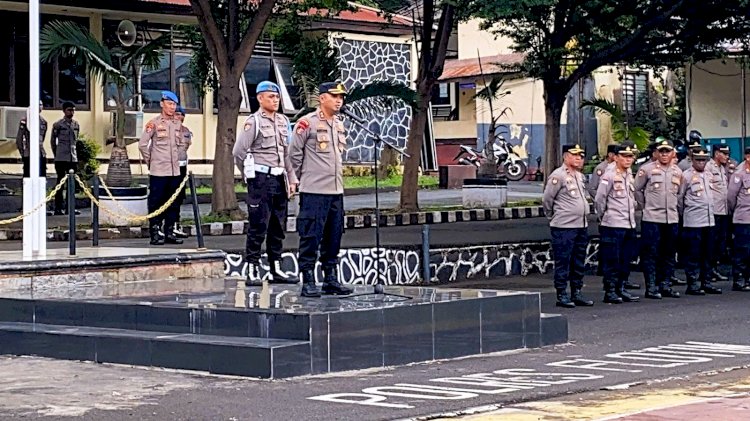 Pimpin Apel Perdana, Kapolres Flores Timur Akbp Adhitya Octorio Putra Sampaikan Hal Penting Dalam Bertugas