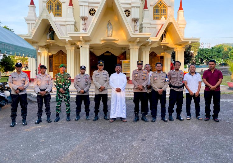 Polres Flores Timur Amankan Misa Umat di Gereja Katedral Reinha Rosari Larantuka