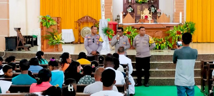 Jelang Sambut Baru, KBO Binmas dan Bhabinkamtibmas Sampaikan Himbauan Kamtibmas Di Gereja Sanjuan Lebao