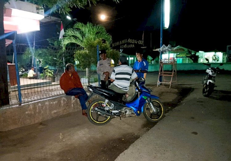 Patroli Malam, Polsek Adonara Timur Imbau Warga Jaga Kamtibmas dan Cegah Aksi Premanisme