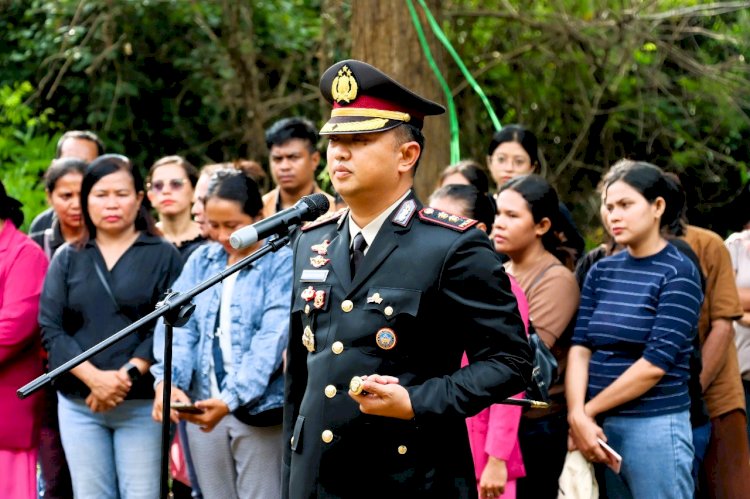 Kapolres Flores Timur Pimpin Upacara Pemakaman Alm. Aiptu Marcelino R. Pelamonia