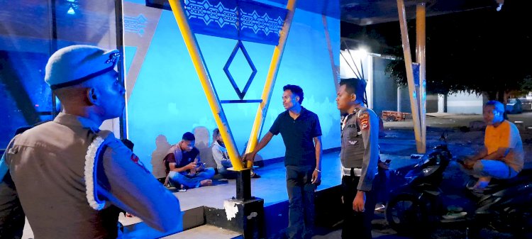 Cegah Aksi Premanisme, Polres Flotim Gelar Patroli Jalan Kaki dan R4 di Kota Larantuka