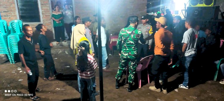 Sinergi TNI-Polri Jaga Sukacita Komuni Suci di Waiwerang Tetap Aman dan Kondusif