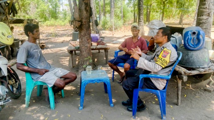 Aipda Elia Nenosaban Bangun Kedekatan dengan Sambang Warga Lamawohong