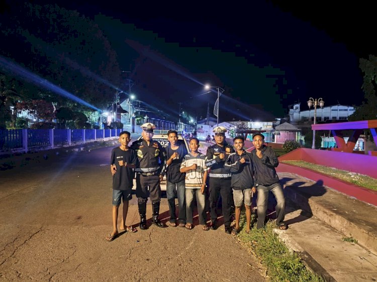 Satlantas Polres Flotim Intensifkan Patroli Lampu Biru di Seputaran Kota Larantuka