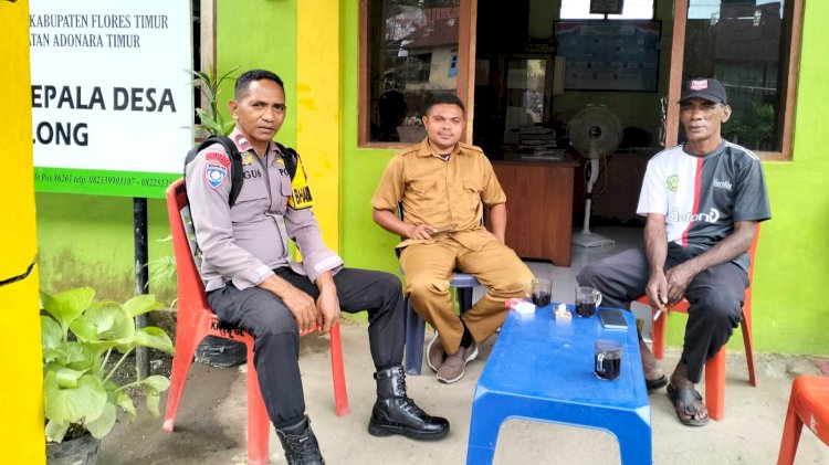 Bhabinkamtibmas Desa Tapobali Gencarkan Sambang Aparat Desa, Perkuat Sinergi Jaga Kamtibmas