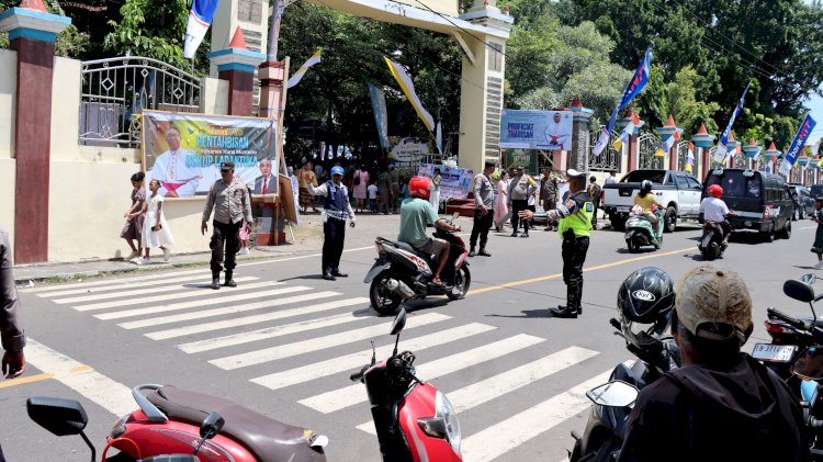 Pengamanan Ketat Polres Flotim Warnai Misa Pontifikal Uskup Baru Keuskupan Larantuka