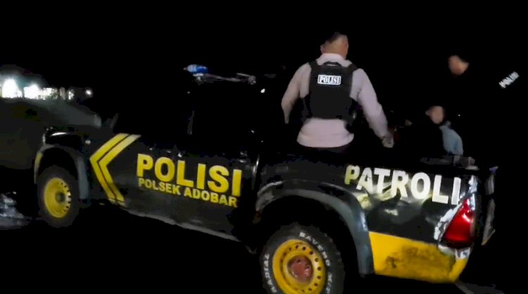 Redam Ketegangan, Polres Flotim Intensifkan Patroli Malam dan Himbauan Kamtibmas Kepada Warga Sekitar