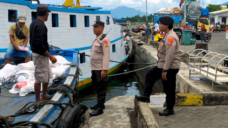 Personel Pos Yan Pelabuhan Larantuka Perketat Pengamanan Selama Ops Ketupat