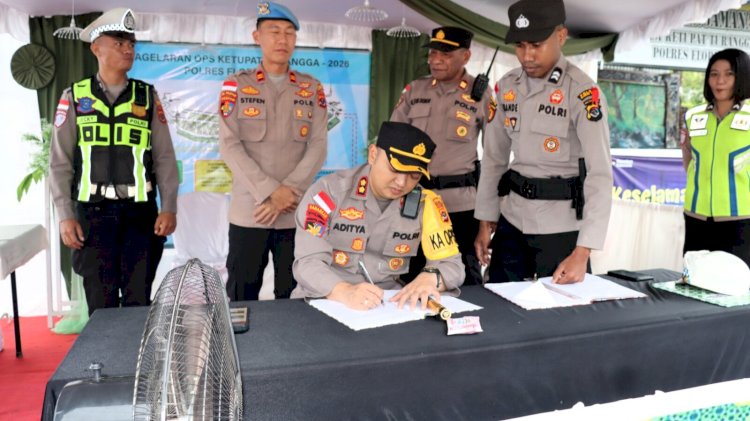 Kapolres Flotim AKBP Adhitya Octorio Putra Tinjau Langsung Pos Pengamanan Ops Ketupat Turangga 2026