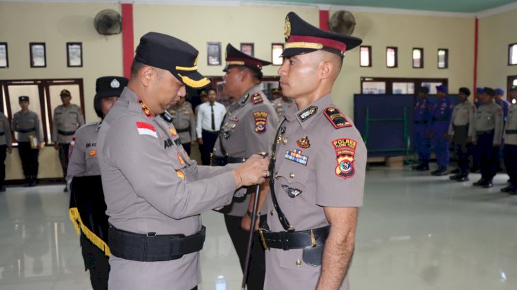 Kapolres Flores Timur AKBP Adhitya Octorio Putra Pimpin Sertijab Kasat Lantas